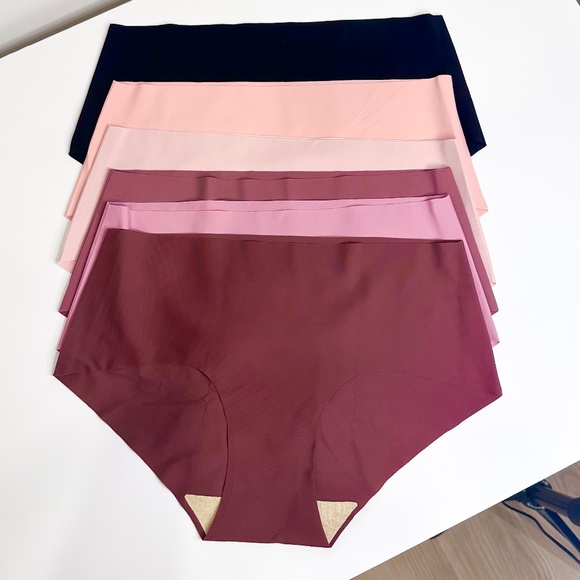 6 Pairs of Seamless No-show Bikini Underwear - Size Small - Picture 1 of 5